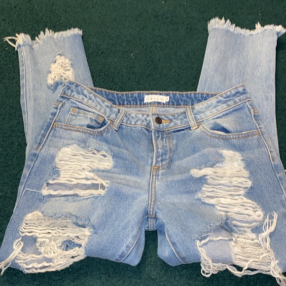 Jeans - Picture 2 of 3